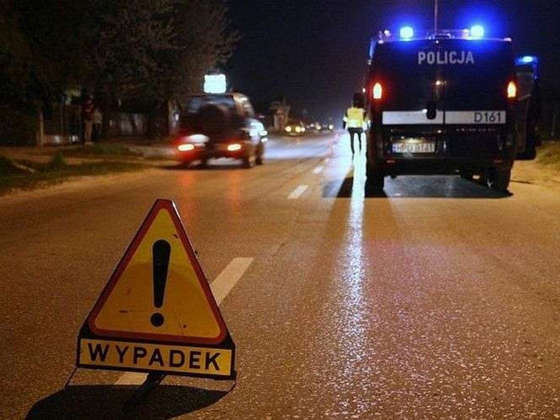 Ciecierzyn: Zderzenie dwóch samochodów. Siedem osób przewieziono do szpitala