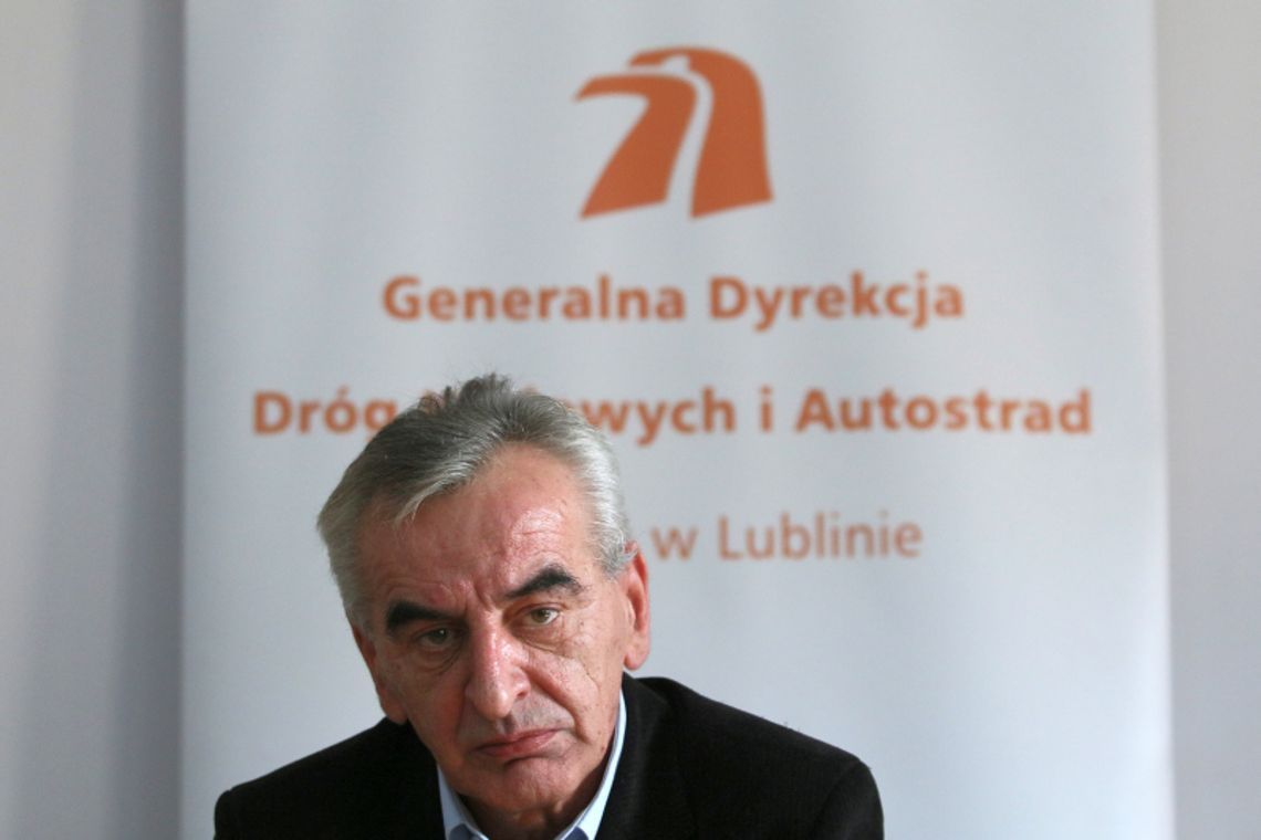 Ciemięga zatrzymała S17. W dolinie rzeczki droga osiada nawet na 13 cm!