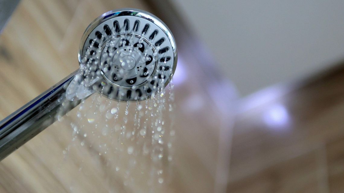 Ciepła woda podgrzewa emocje spółdzielców. Duże podwyżki i duże różnice między osiedlami Ciepła woda podgrzewa emocje spółdzielców. Duże podwyżki i duże różnice między osiedlami