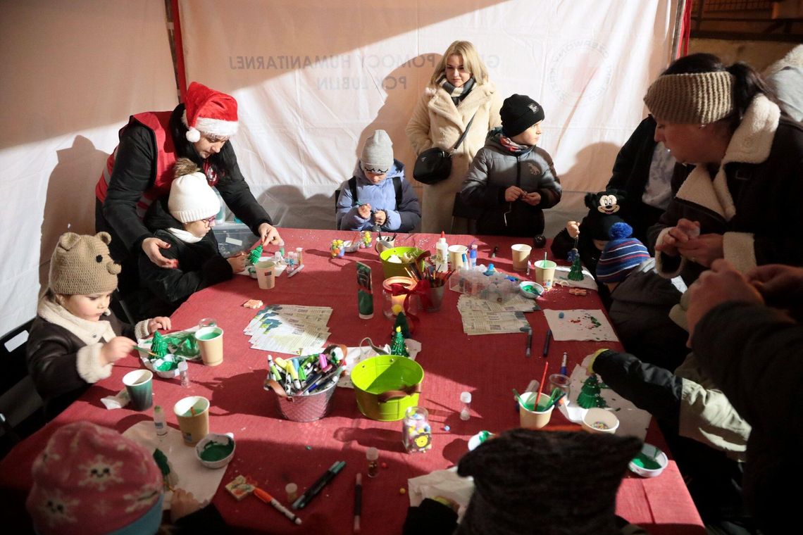 Ciepły posiłek i bycie razem. Świąteczna akcja PCK w Lublinie