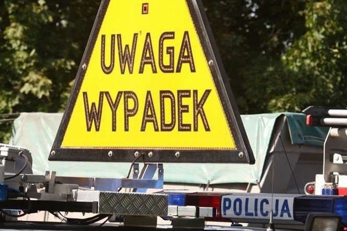 Ciężarówka zderzyła się z samochodem osobowym. Cztery osoby ranne