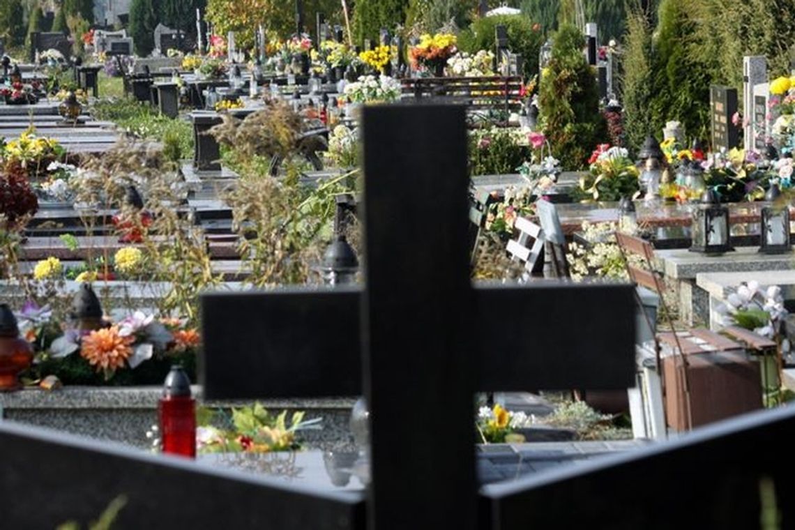 Cmentarz w Świdniku. Po grób na nowych zasadach