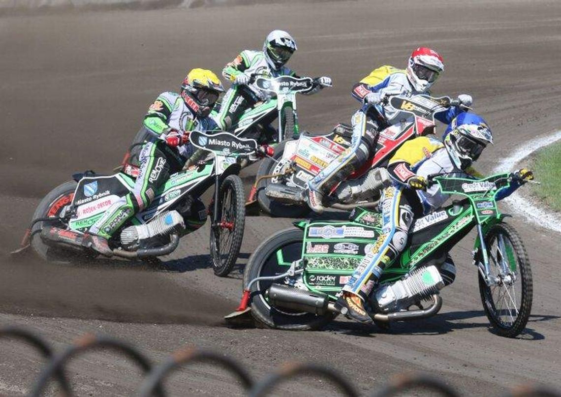 Co dalej z żużlową II ligą?