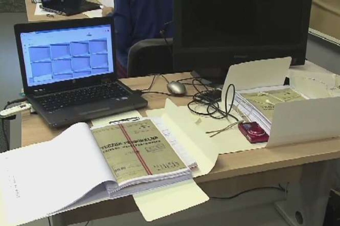 Co jest w teczce TW "Bolka"? Szturm dziennikarzy na IPN