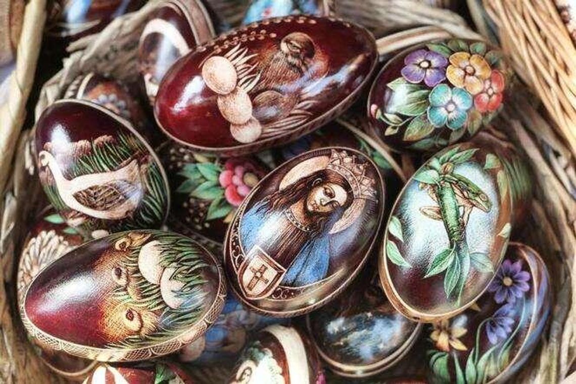 Co można kupić na kiermaszu wielkanocnym na pl. Zamkowym?