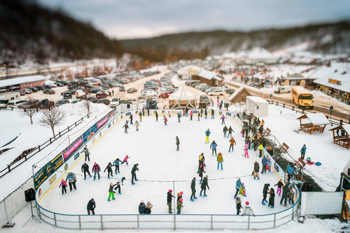 Co oprócz jazdy na nartach można robić na stoku? Co oprócz jazdy na nartach można robić na stoku?