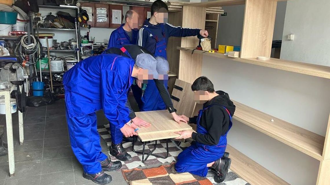 Co po odsiadce? Skazani uczą się na budowlańców, stolarzy, opiekunów Co po odsiadce? Skazani uczą się na budowlańców, stolarzy, opiekunów