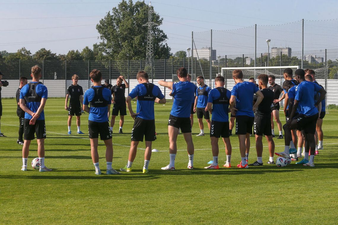 Co słychać w Motorze? Pierwszy trening opóźniony, nowy bramkarz na celowniku i dwa sparingi Co słychać w Motorze? Pierwszy trening opóźniony, nowy bramkarz na celowniku i dwa sparingi
