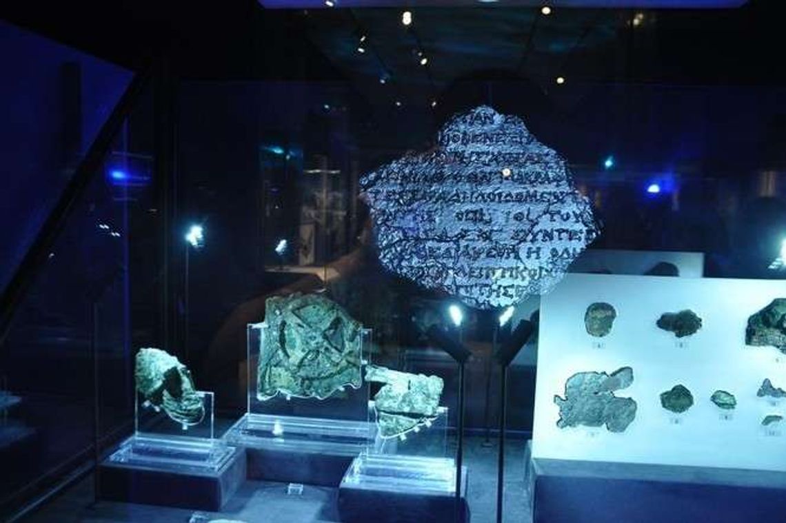 Co to jest mechanizm z Antykithiry? 115. rocznica odkrycia najstarszego komputera świata Co to jest mechanizm z Antykithiry? 115. rocznica odkrycia najstarszego komputera świata