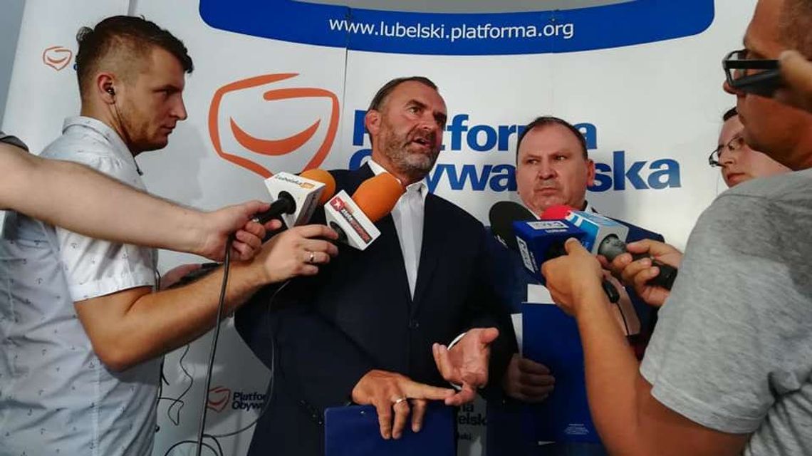 Co z nowymi drogami w Lubelskiem? "Nie ogłoszono ani jednego przetargu". PO kontra PiS