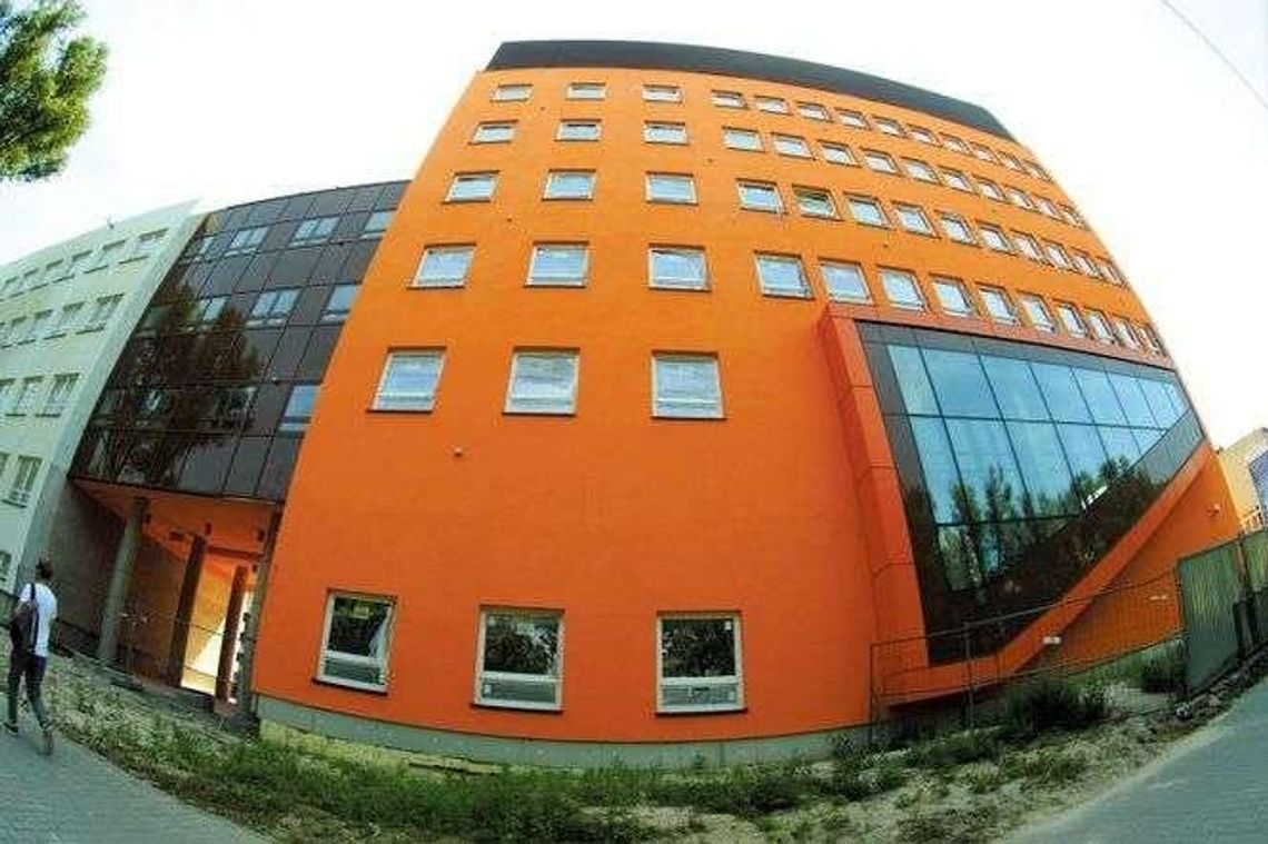 Co z przemalowaniem szpitala? "Chcemy uniknąć zarzutu niegospodarności" Co z przemalowaniem szpitala? "Chcemy uniknąć zarzutu niegospodarności"