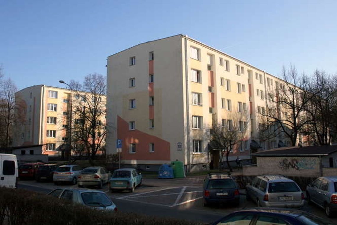 Co zrobić gdy sąsiad nie chce sprzątać? Uciążliwi lokatorzy