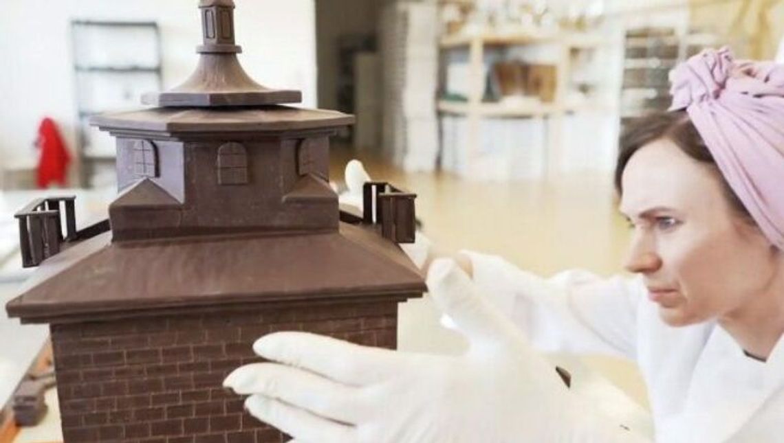 Co zrobić z 15 kg czekolady? Ta cukiernia wyrzeźbiła zabytek Lublina Co zrobić z 15 kg czekolady? Ta cukiernia wyrzeźbiła zabytek Lublina