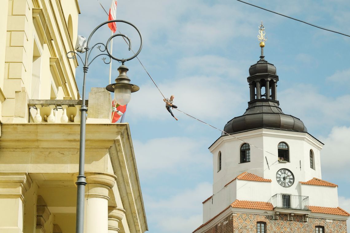 Codzienna demokracja pod lupą. Lublin wśród najlepiej ocenionych miast w Polsce Brama Krakowska i fragment lubelskiego Ratusza