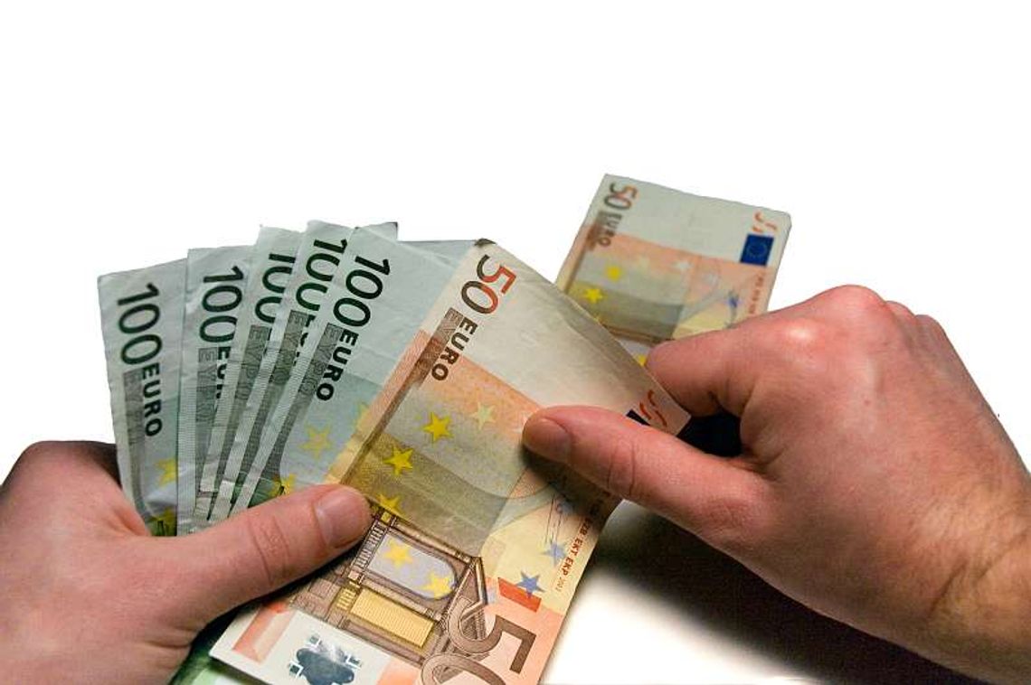 Coraz trudniej o kredyt w euro