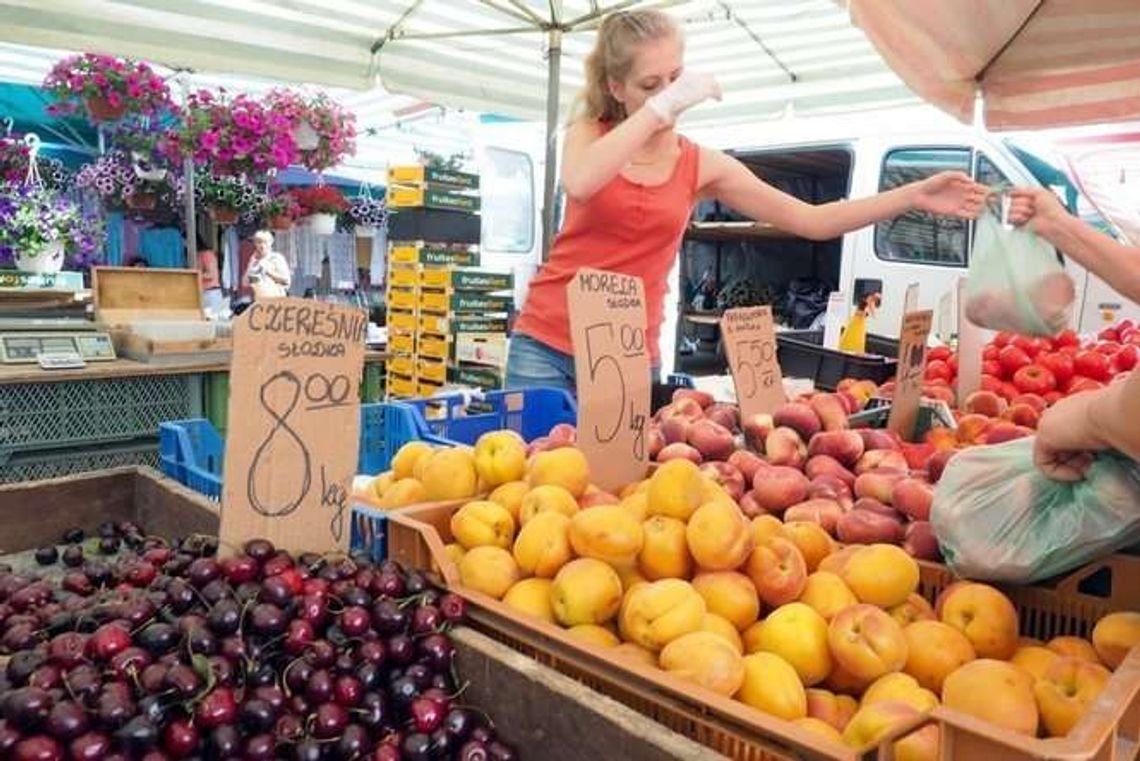 Coraz trudniejsze czasy dla owoców z Polski. Są powody do zmartwienia