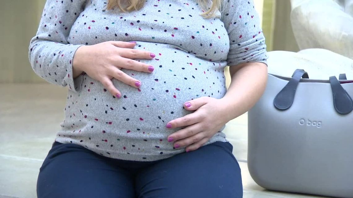 Coraz więcej ciężarnych zakażonych koronawirusem