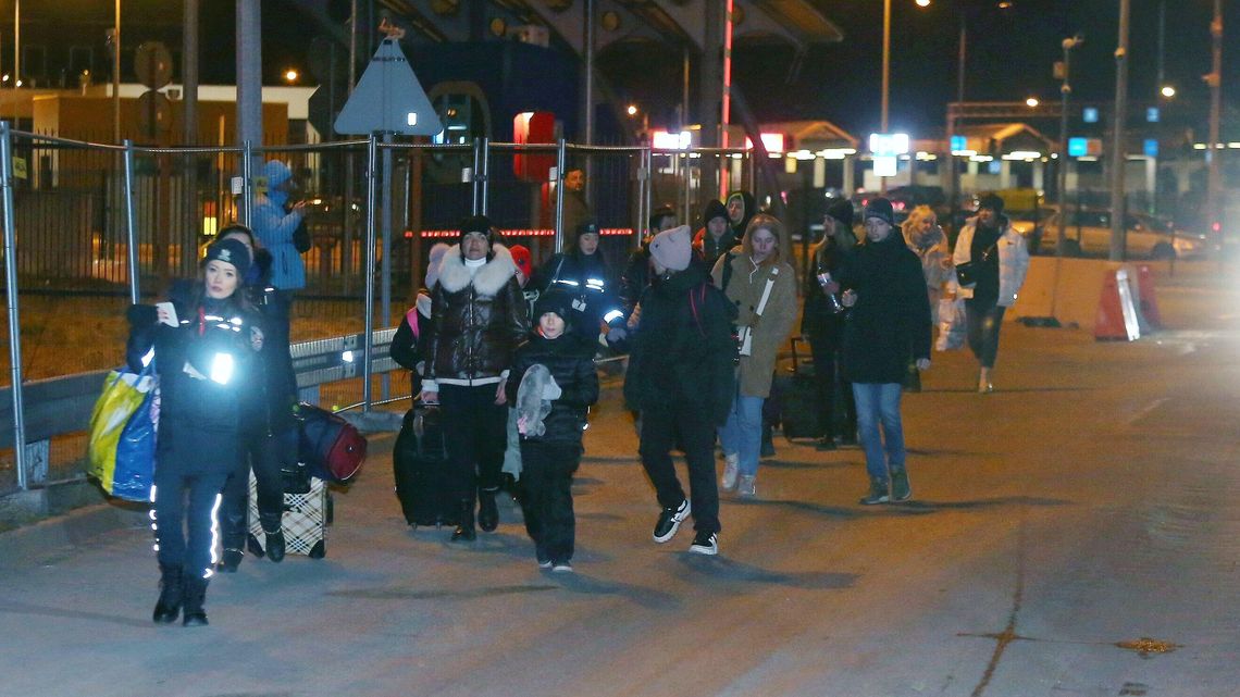 Coraz więcej osób przekracza granicę w Lubelskiem. Sprawdź długość kolejek Coraz więcej osób przekracza granicę w Lubelskiem. Sprawdź długość kolejek