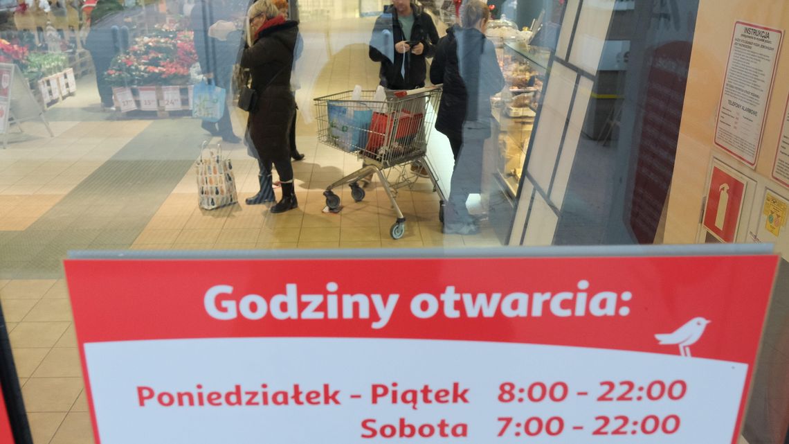 Coraz więcej Polaków jest przeciwko niedzieli bez handlu. Zostanie zniesiony? Coraz więcej Polaków jest przeciwko niedzieli bez handlu. Zostanie zniesiony?