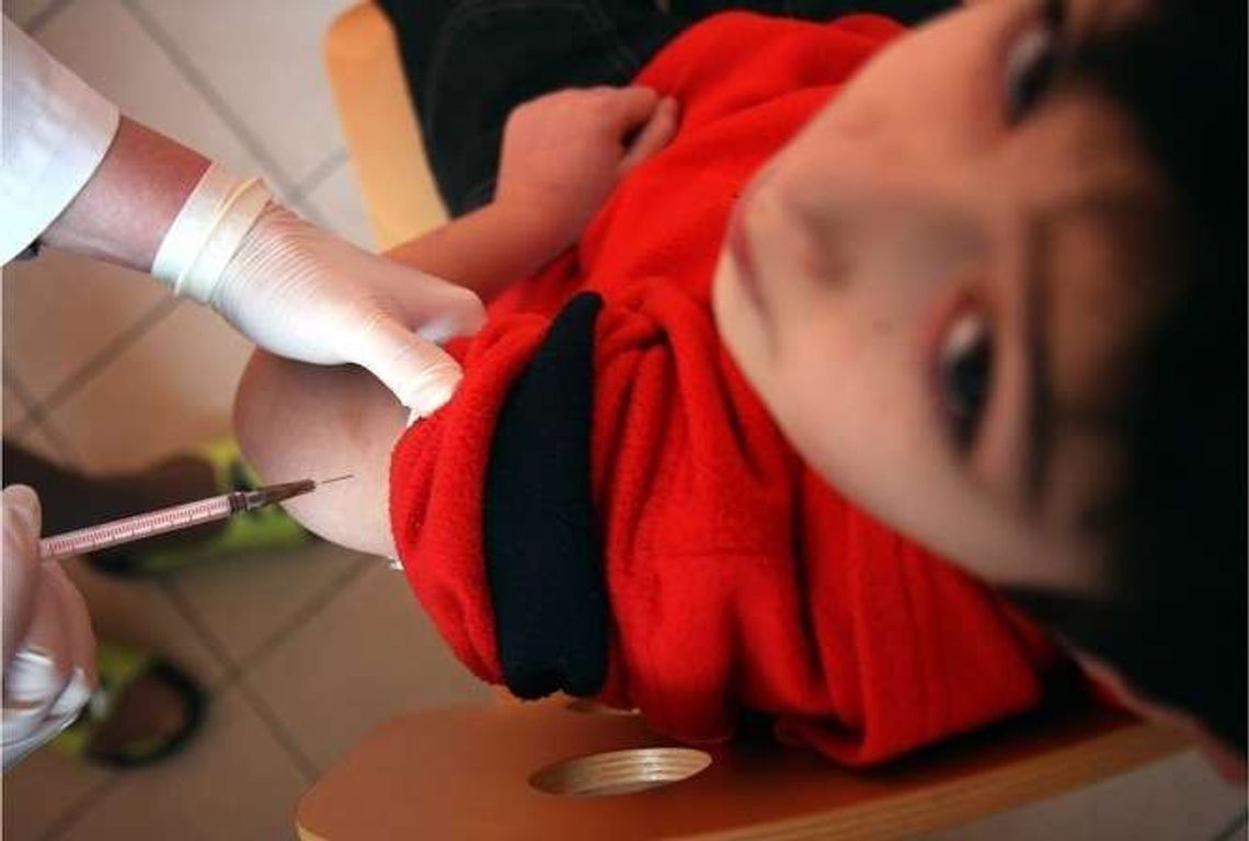 Coraz więcej rodziców nie szczepi dzieci. 500 zł kary za brak szczepień