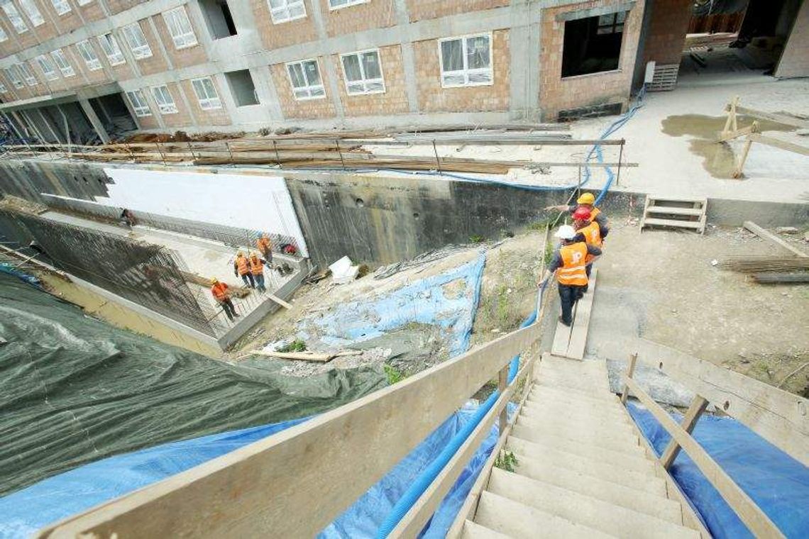 COZL ma być gotowe za dwa lata. Muszą nadrabiać opóźnienia