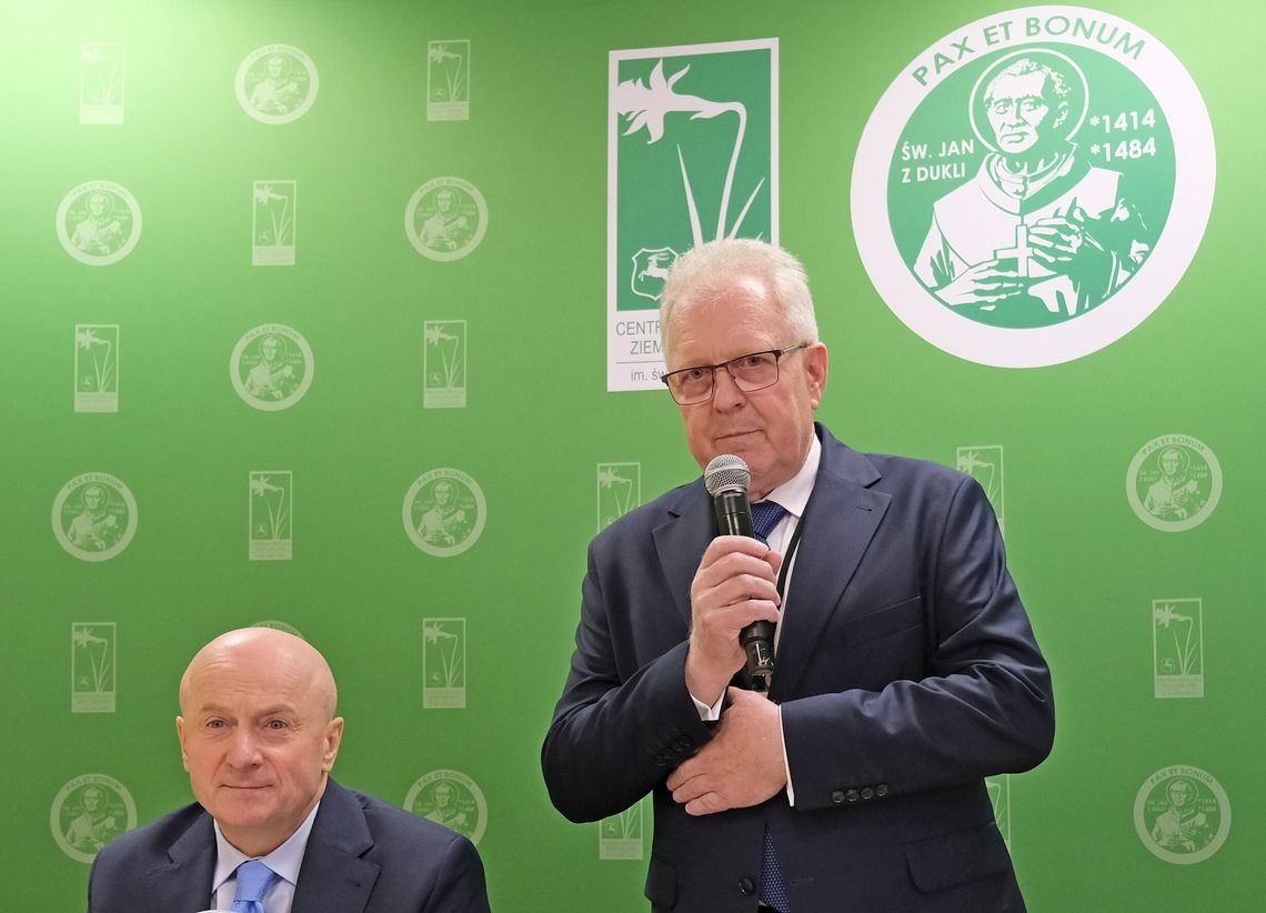 300 milionów na walkę z rakiem! Stawiarski: Tworzymy najlepsze centrum w Polsce