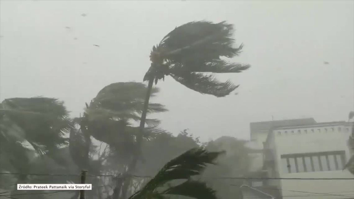 Cyklon Fani uderzył we wschodnich Indiach. Co najmniej 12 ofiar śmiertelnych