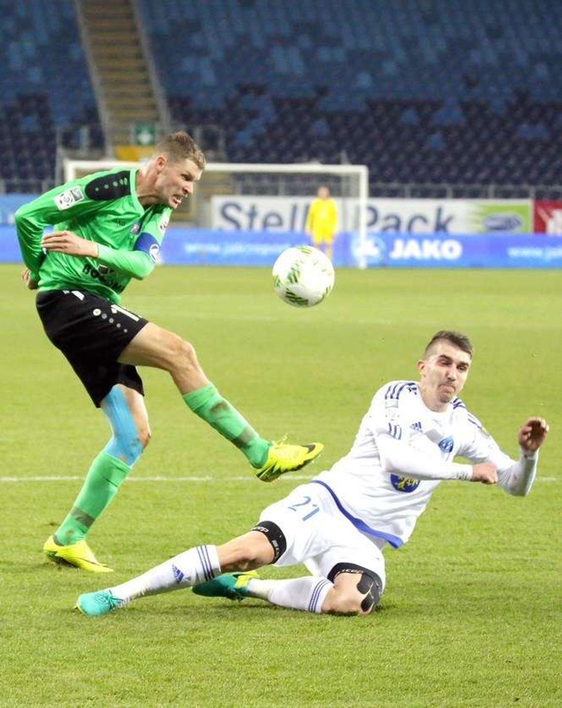 Czarne chmury nad Górnikiem