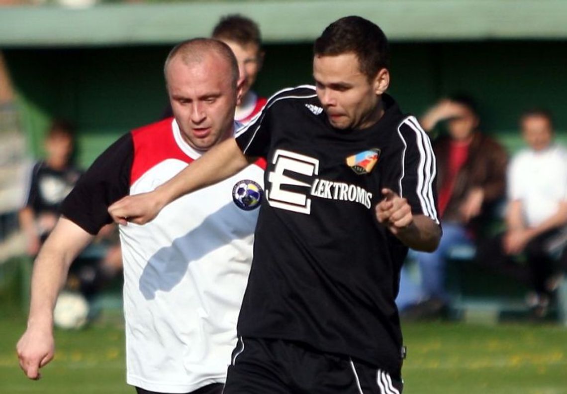 Czarni Dęblin chcą się przełamać w derbach z Ruchem Ryki