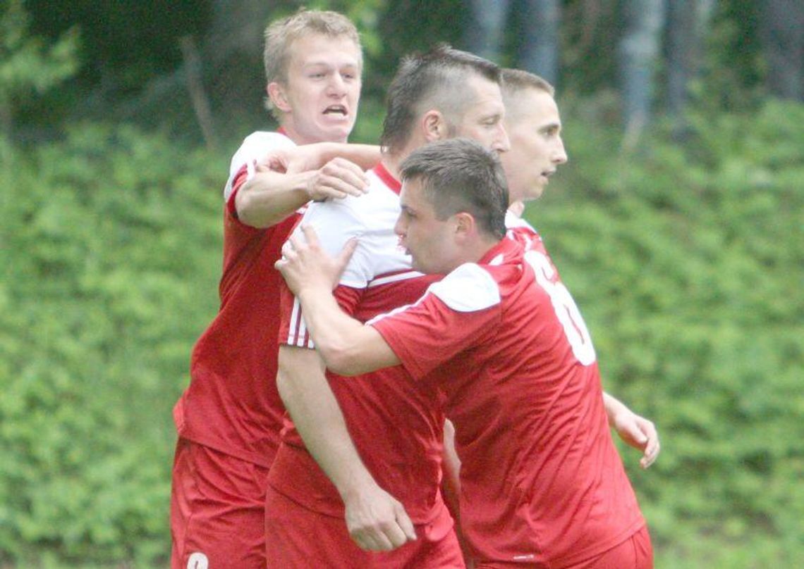 Czarni Dęblin – KS Dąbrowica 0:3