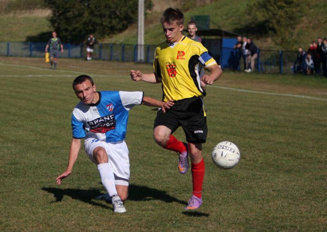 Czarni Dęblin – Piaskovia Piaski 1:2 