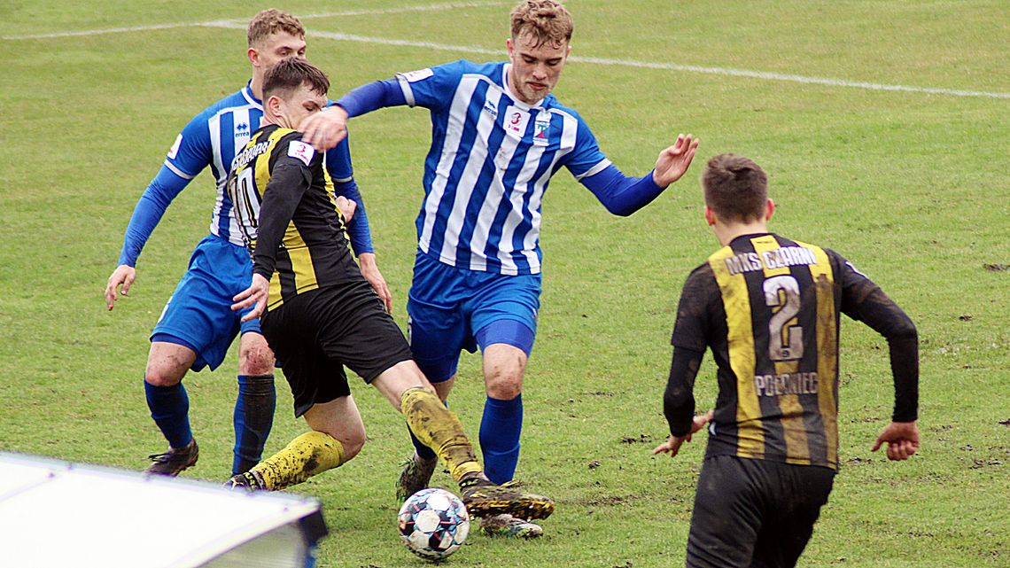 Czarni Połaniec – Tomasovia 0:1. Zupełnie inna sytuacja i inne nastroje