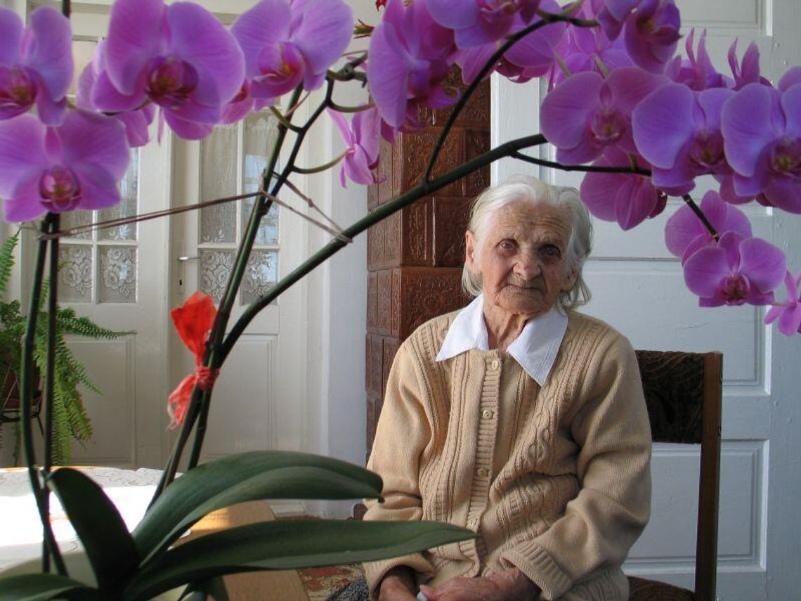 Czartowiec Kolonia: Pani Janina kończy dzisiaj 107 lat