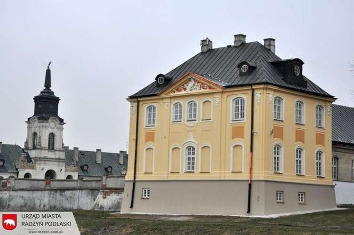 Część Pałacu Potockich wypiękniała Część Pałacu Potockich wypiękniała