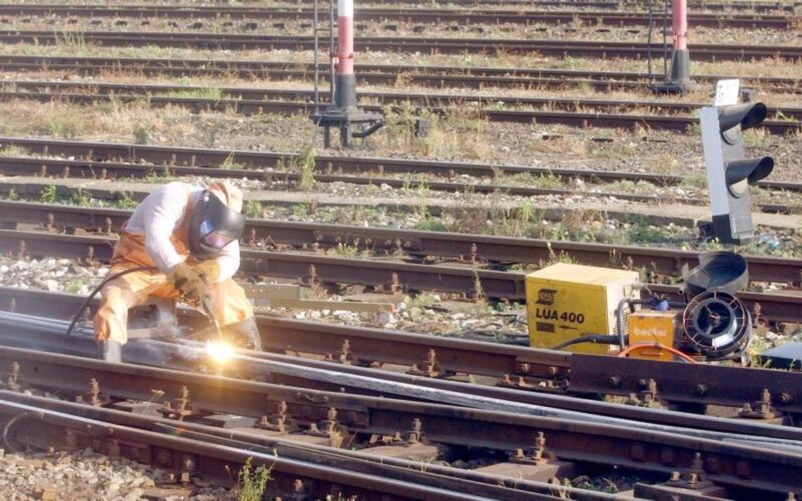 Część torów już po remoncie. Czekamy na nowe szynobusy