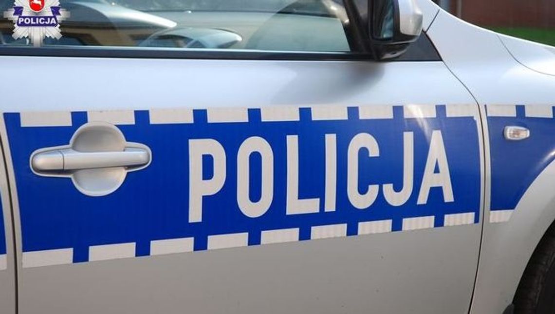 Czołowe zderzenie samochodów w Kalinówce. Trzy osoby przewiezione do szpitala