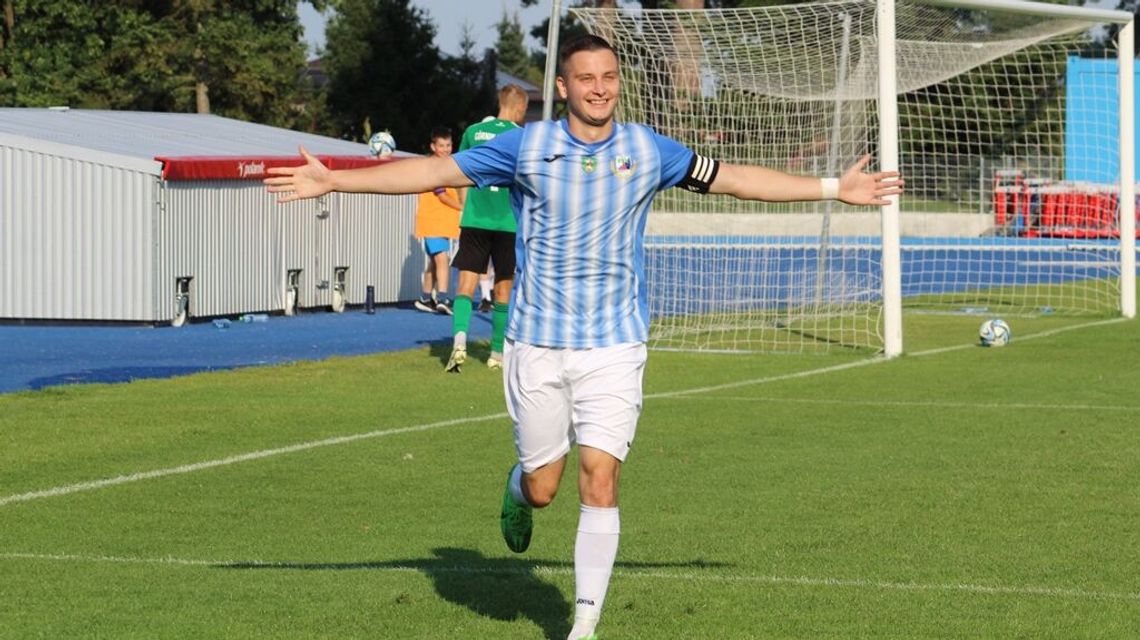 Cztery gole Damiana Szuty, przełamanie Avii II Świdnik, tylko remis Łady i reszta wyników IV ligi Cztery gole Damiana Szuty, przełamanie Avii II Świdnik, tylko remis Łady i reszta wyników IV ligi