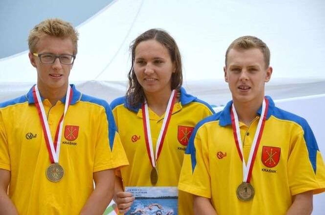 cztery medale Fali Kraśnik na MP w pływaniu długdystansowym