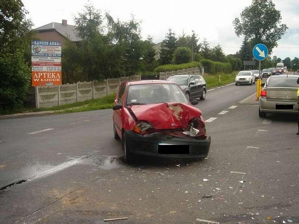 Cztery wypadki i trzynaście kolizji w ciągu tygodnia w powiecie lubartowskim