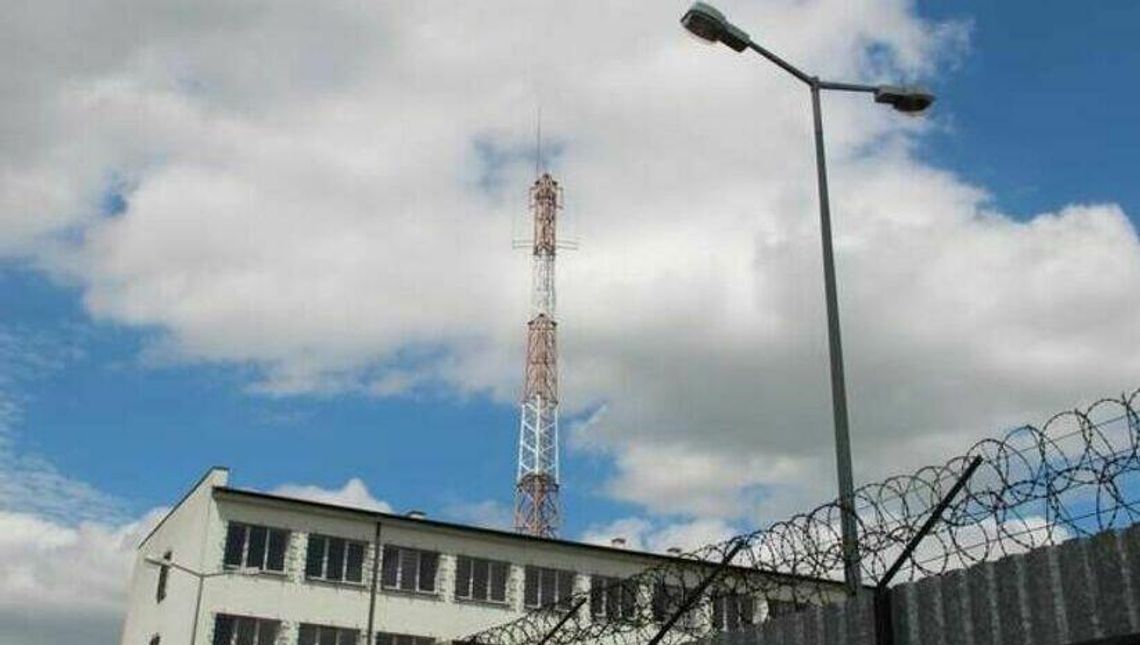 „Czujemy się jak w więzieniu”. Strajk głodowy w strzeżonym ośrodku dla cudzoziemców  