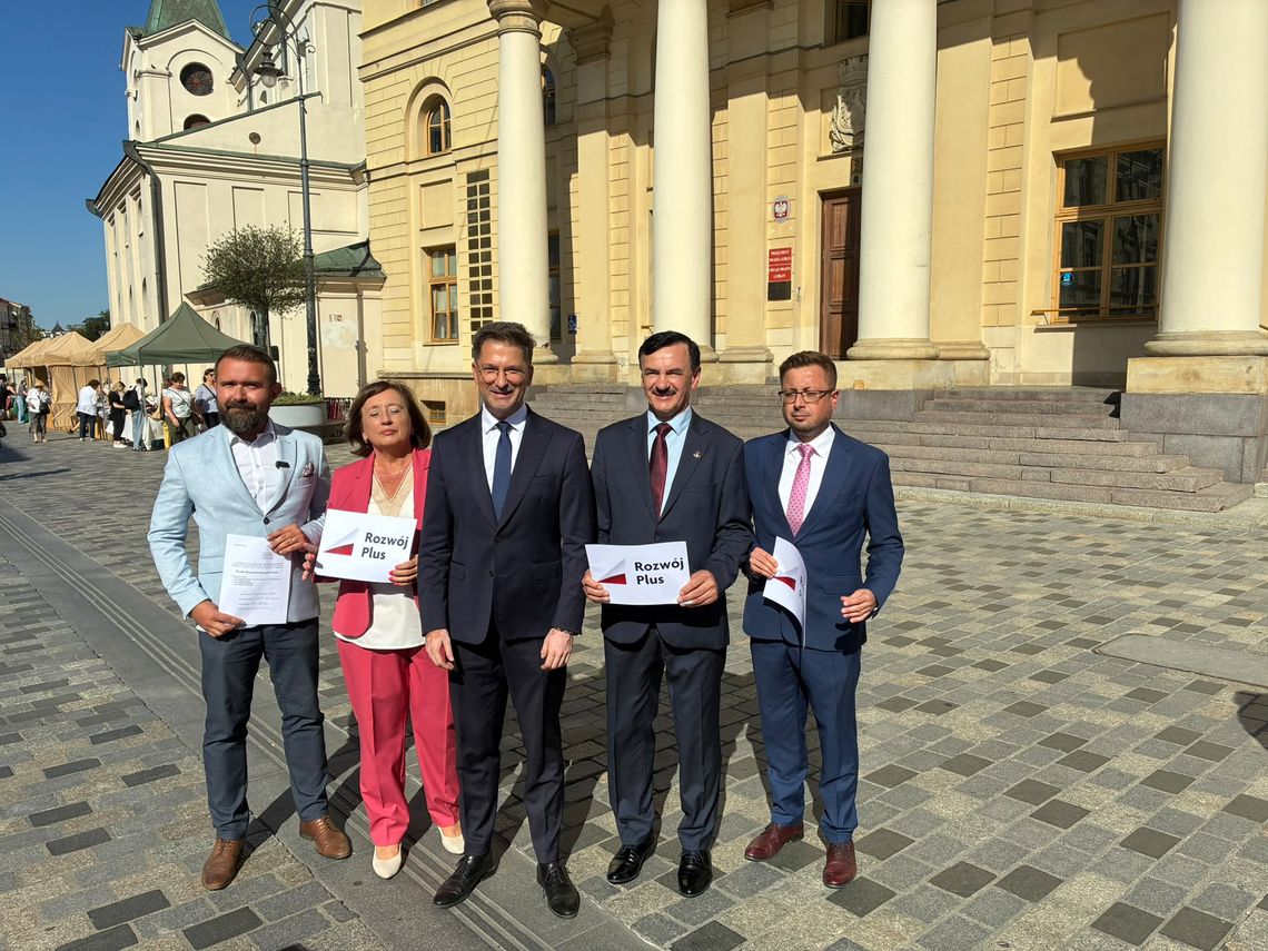 Czworo radnych tworzy klub Rozwój Plus. „Wnosimy nową jakość”