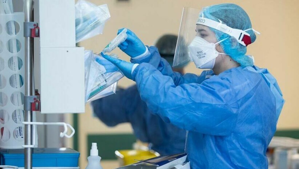 Czy Covid-19 przyspiesza starzenie? Zbadają to polscy naukowcy