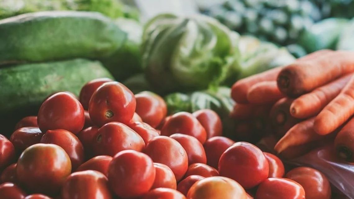 Czy koronawirus może przenosić się za pomocą żywności? Nie ma na to dowodów