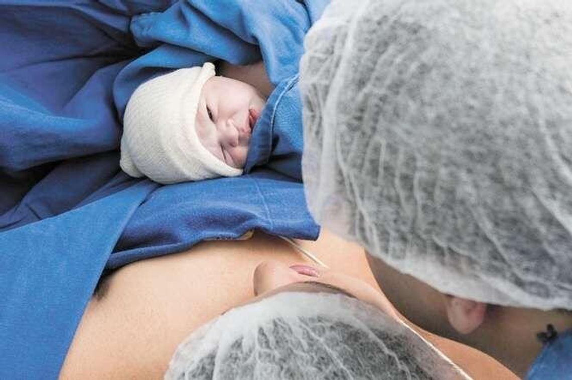 "Czy młode mamy, rodzące w szpitalu, widziały tę kamerę?" Pacjentki pytają o monitoring