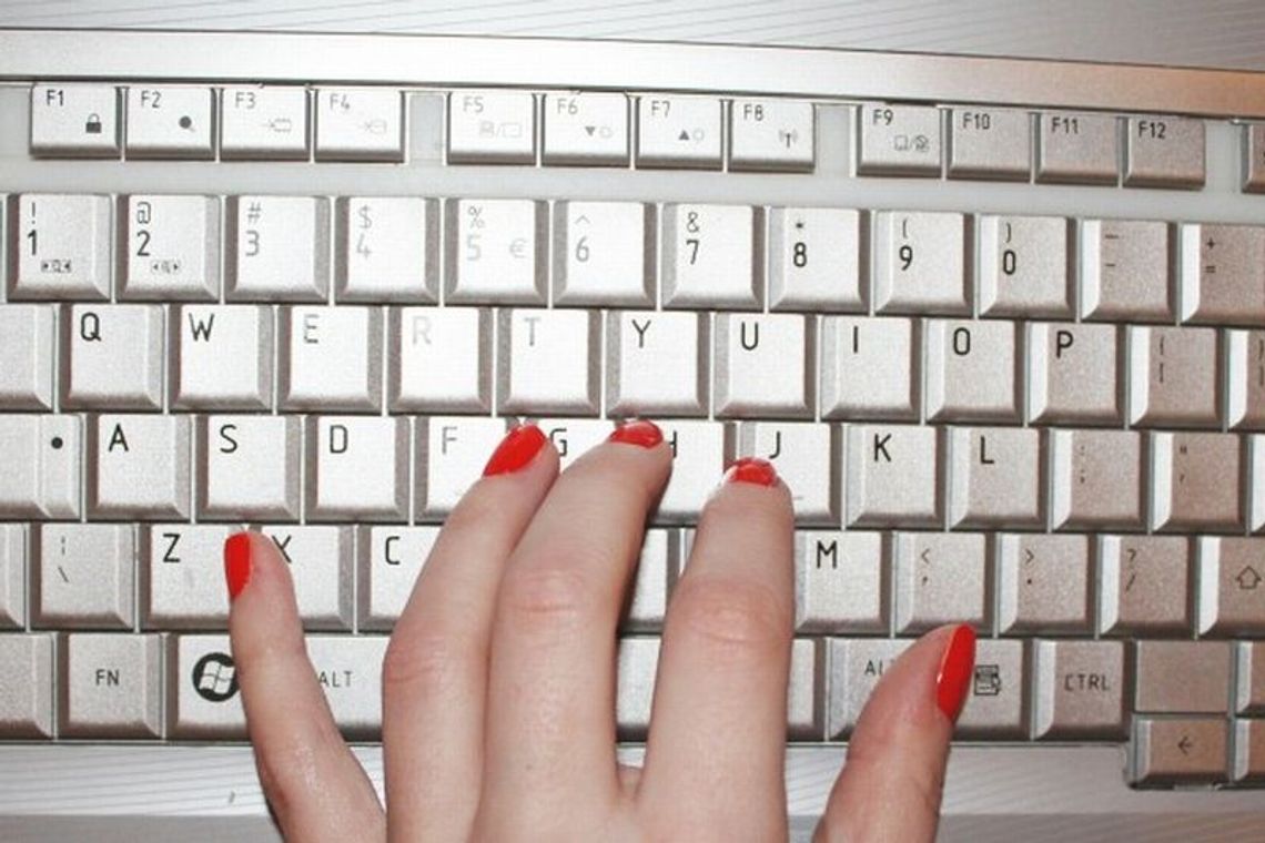 Czy prezydenci miast odpowiadają na e-maile?