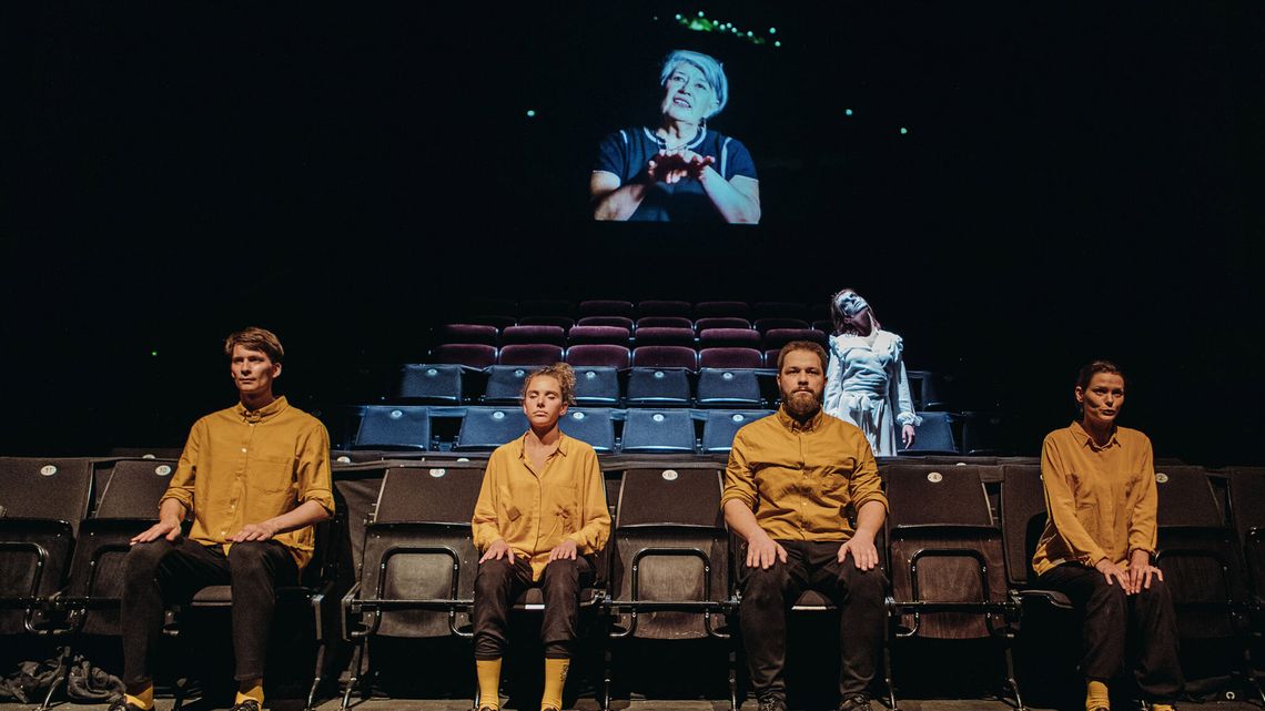 Czy reżyser jest jak Bóg? Sztuka o granicach w sztuce