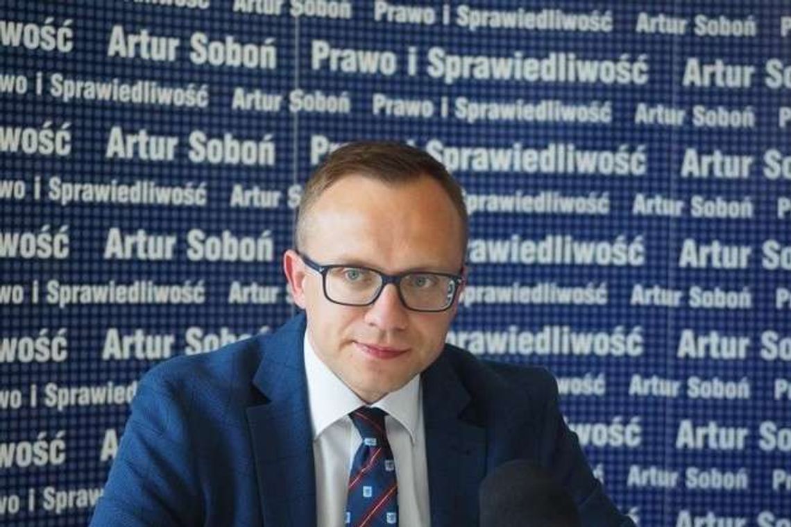 "Czy to prawda, że rząd PO chciał przepłacić za caracale?" Poseł Soboń o przetargu na śmigłowce "Czy to prawda, że rząd PO chciał przepłacić za caracale?" Poseł Soboń o przetargu na śmigłowce