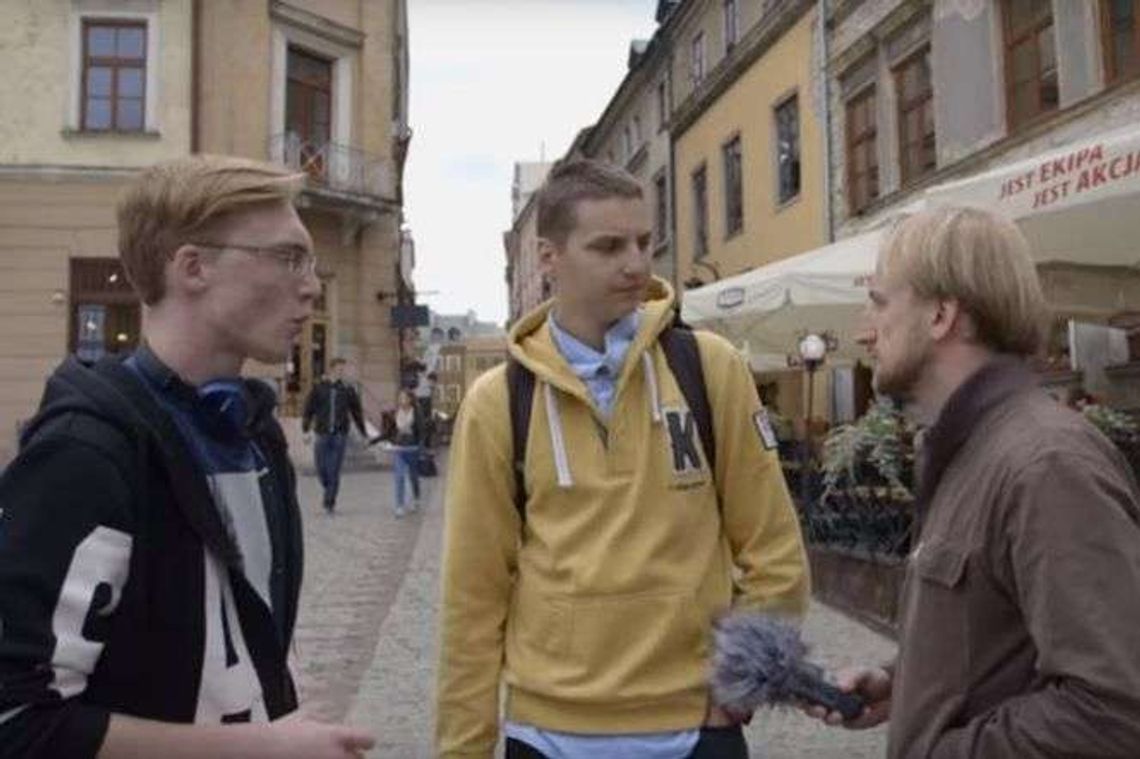 "Czy trzeba usuwać tablice Mendelejewa?" Lublinianie dali się wkręcić youtuberowi