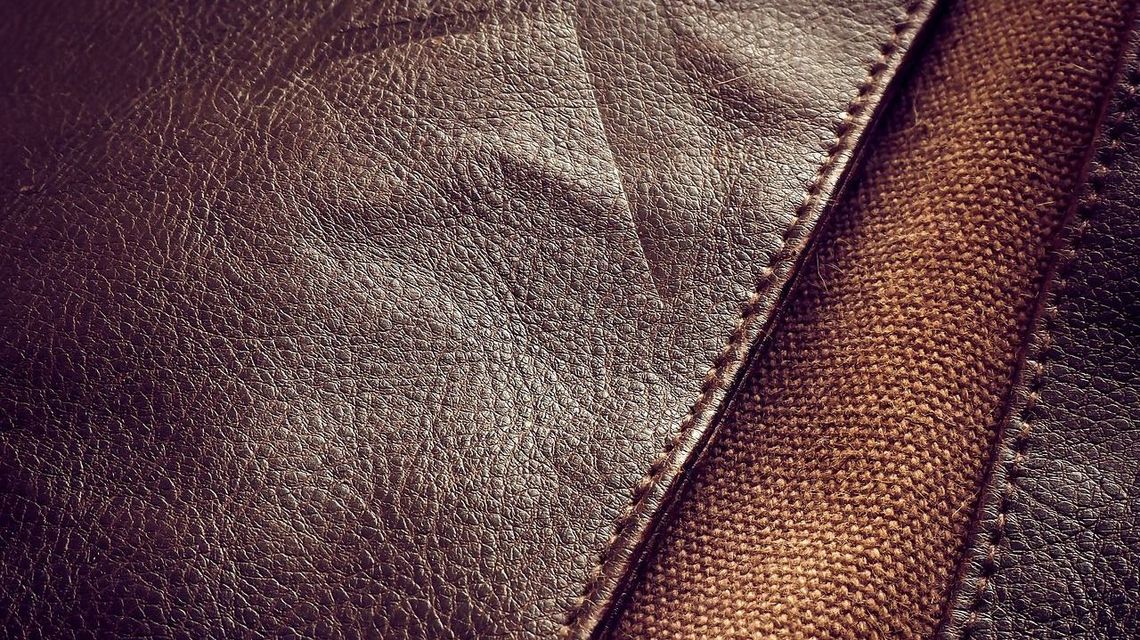 Czy warto decydować się na skórzaną tapicerkę? Czy warto decydować się na skórzaną tapicerkę?
