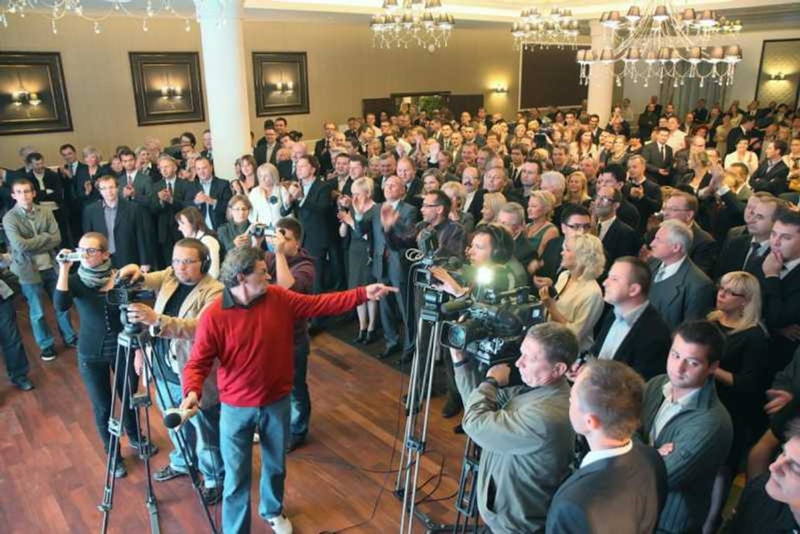 Czyszczą Platformę Obywatelską z martwych dusz